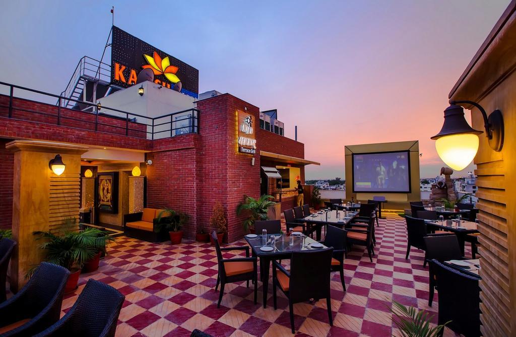 Hotel Kapish Smart-All Pure Veg Dźajpur Zewnętrze zdjęcie