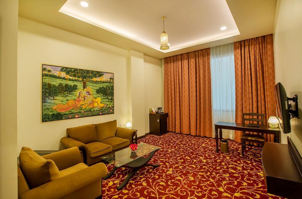 Hotel Kapish Smart-All Pure Veg Dźajpur Zewnętrze zdjęcie